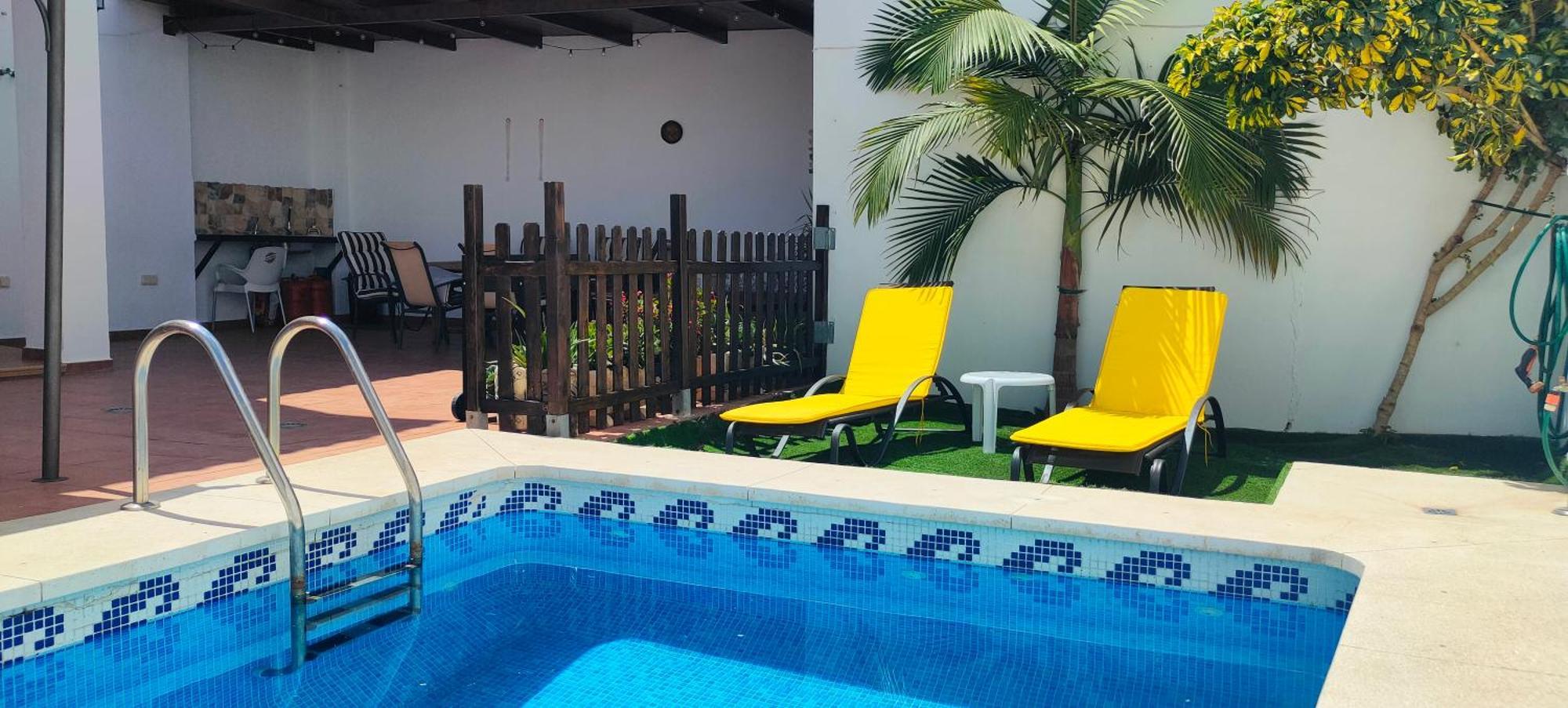 Le New Village Casabermeja Buitenkant foto